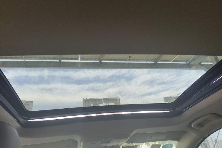 Used Buick Envision 2014 28T Four-Wheel Drive Luxury Model Headliner