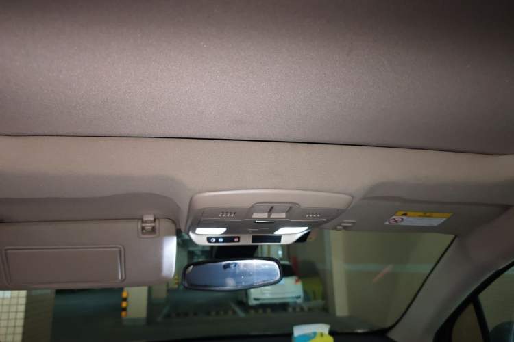 Used Buick Envision 2014 28T Four-Wheel Drive Luxury Model Headliner