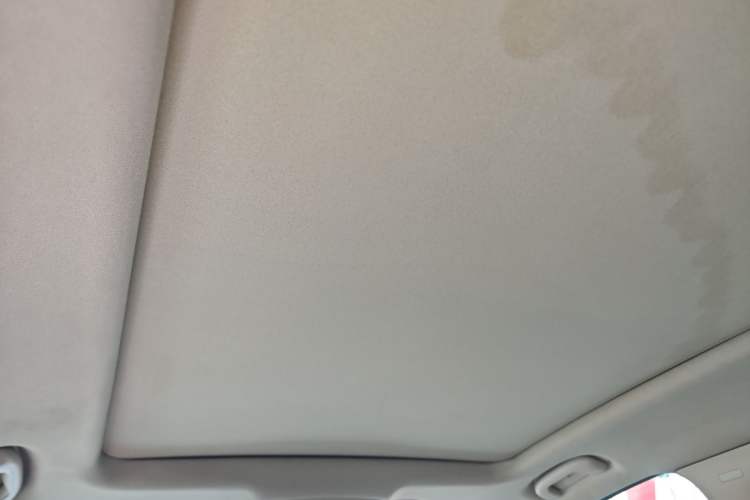 Used Buick Envision 2014 28T Four-Wheel Drive Elite Model Headliner