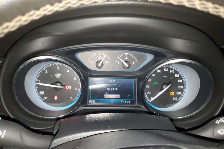 Used Buick Envision 2014 28T Four-Wheel Drive Elite Model Instrument Cluster