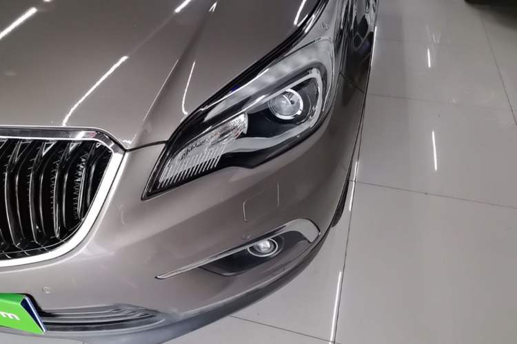 Used Buick Envision 2014 28T Four-Wheel Drive Luxury Model Left Front Headlight