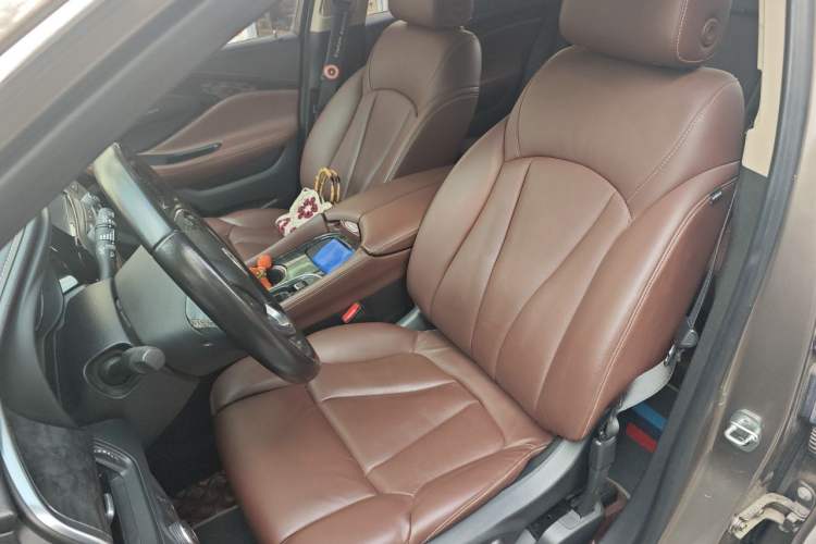 Used Buick Envision 2014 28T Four-Wheel Drive Luxury Model Left Front Seat