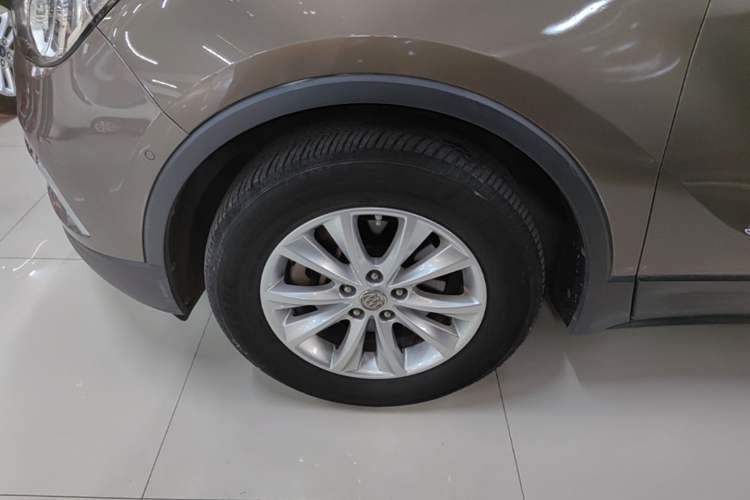 Used Buick Envision 2014 28T Four-Wheel Drive Luxury Model Left Front Wheel Hub