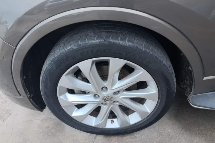 Used Buick Envision 2014 28T All-Wheel-Drive Versatile Sports Flagship Edition Left Front Wheel Hub
