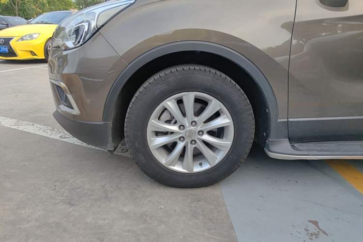 Used Buick Envision 2014 28T Four-Wheel Drive Elite Model Left Front Wheel Hub