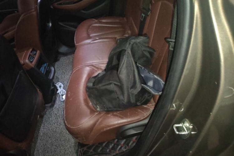 Used Buick Envision 2014 28T Four-Wheel Drive Luxury Model Left Rear Seat