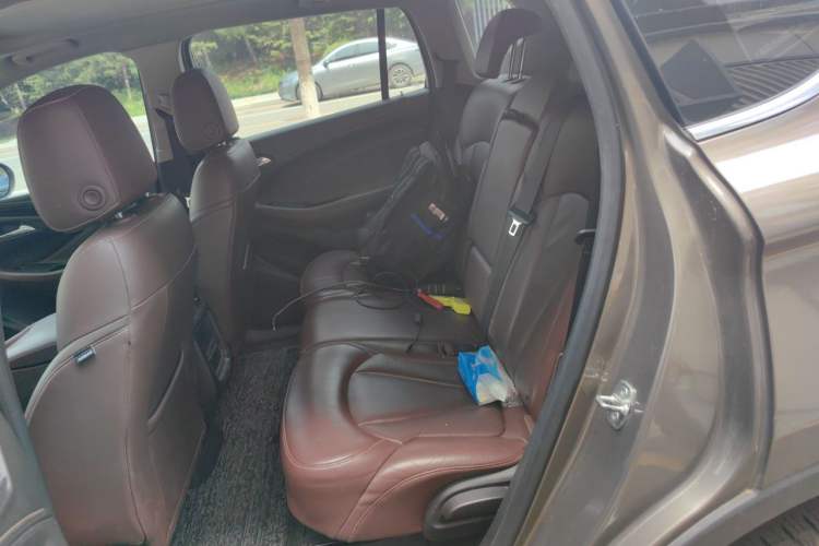 Used Buick Envision 2014 28T Four-Wheel Drive Elite Model Left Rear Seat