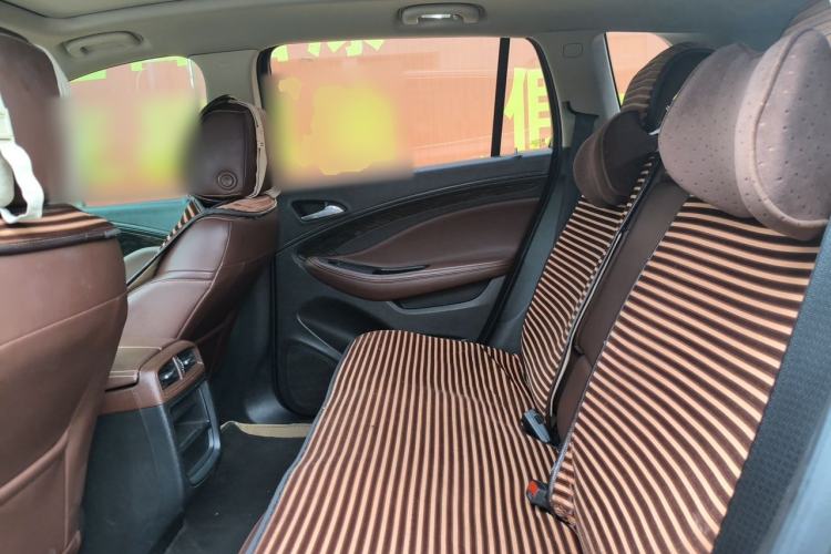 Used Buick Envision 2014 28T Four-Wheel Drive Elite Model Left Rear Seat