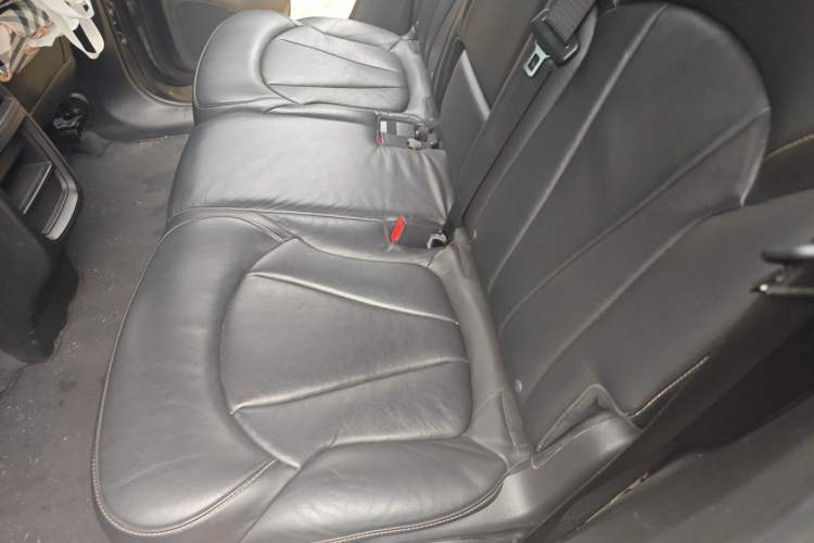 Used Buick Envision 2014 28T Four-Wheel Drive Elite Model Left Rear Seat