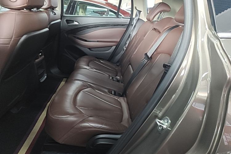 Used Buick Envision 2014 28T Four-Wheel Drive Luxury Model Left Rear Seat