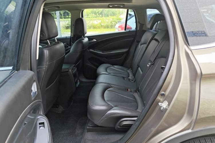 Used Buick Envision 2014 28T Four-Wheel Drive Elite Model Left Rear Seat