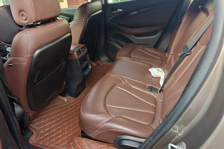 Used Buick Envision 2014 28T Four-Wheel Drive Luxury Model Left Rear Seat