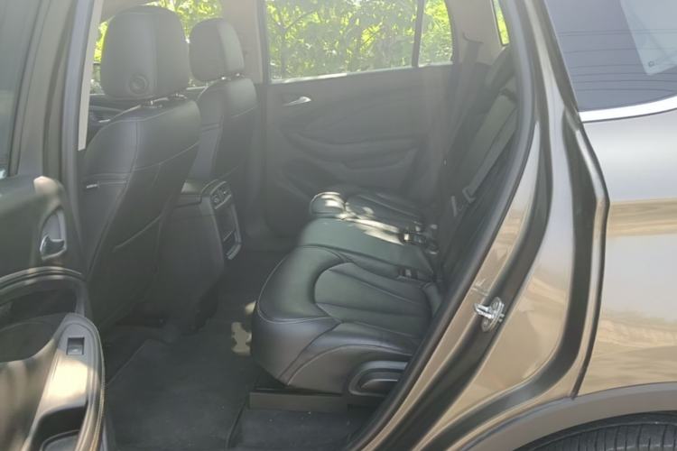 Used Buick Envision 2014 28T Four-Wheel Drive Elite Model Left Rear Seat