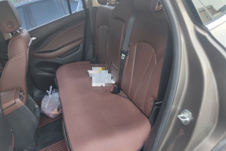 Used Buick Envision 2014 28T Four-Wheel Drive Luxury Model Left Rear Seat