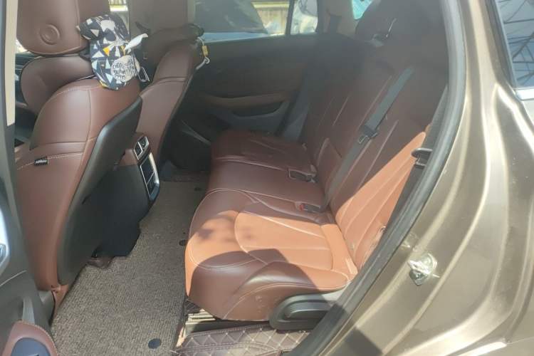 Used Buick Envision 2014 28T All-Wheel-Drive Versatile Sports Flagship Edition Left Rear Seat