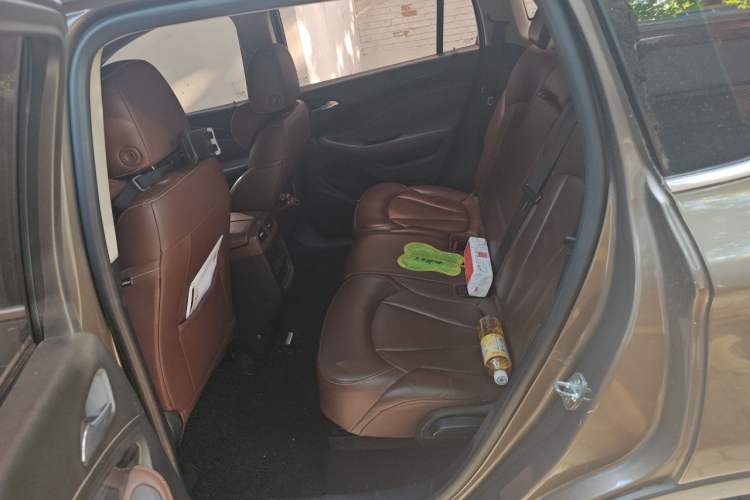 Used Buick Envision 2014 28T Four-Wheel Drive Elite Model Left Rear Seat
