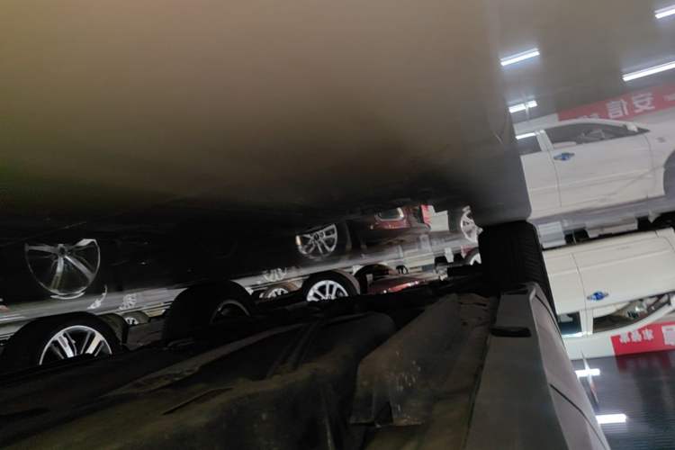 Used Buick Envision 2014 28T Four-Wheel Drive Luxury Model Left Side Sill