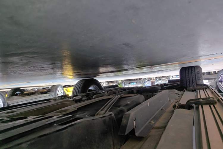 Used Buick Envision 2014 28T Four-Wheel Drive Elite Model Left Side Sill
