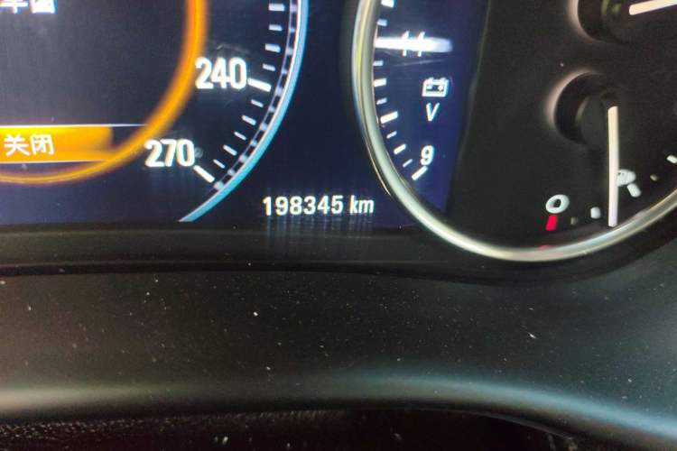 Used Buick Envision 2014 28T Four-Wheel Drive All-Terrain Flagship Edition Odometer Close Up
