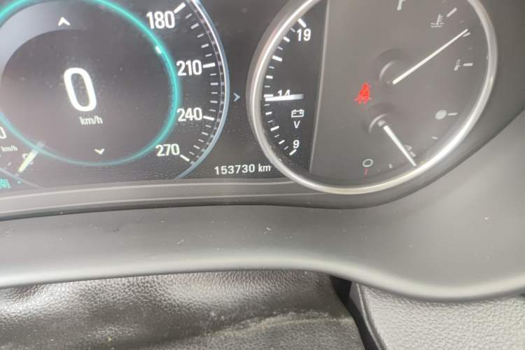 Used Buick Envision 2014 28T All-Wheel-Drive Versatile Sports Flagship Edition Odometer Close Up