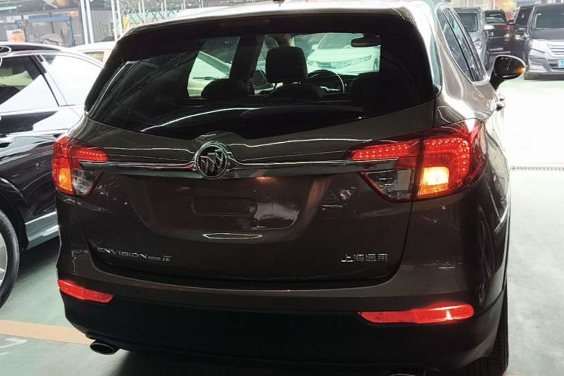 Used Buick Envision 2014 28T Four-Wheel Drive Luxury Model Rear