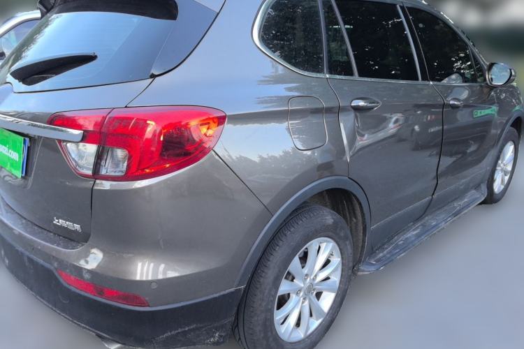 Used Buick Envision 2014 28T Four-Wheel Drive Luxury Model Rear Right 45 Deg