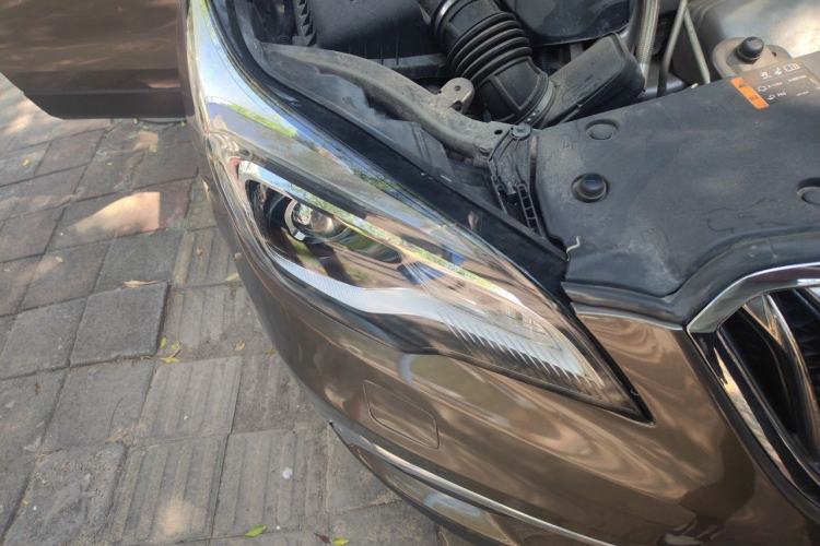 Used Buick Envision 2014 28T Four-Wheel Drive Luxury Model Right Front Headlight