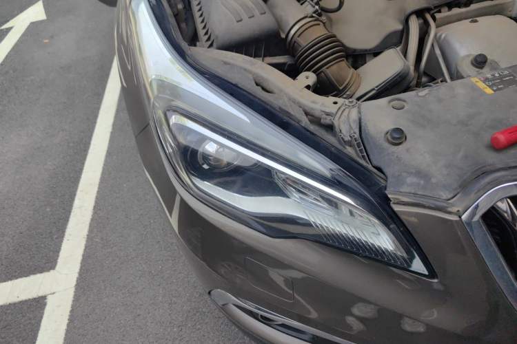 Used Buick Envision 2014 28T Four-Wheel Drive Elite Model Right Front Headlight
