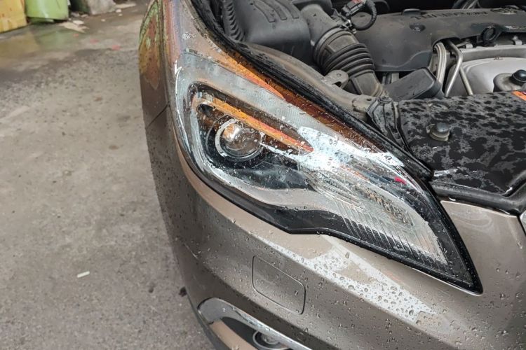 Used Buick Envision 2014 28T Four-Wheel Drive Luxury Model Right Front Headlight