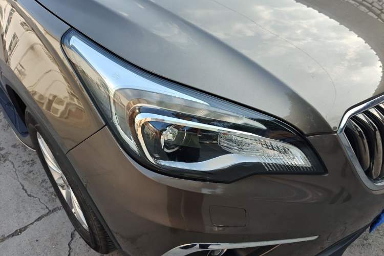 Used Buick Envision 2014 28T Four-Wheel Drive Luxury Model Right Front Headlight