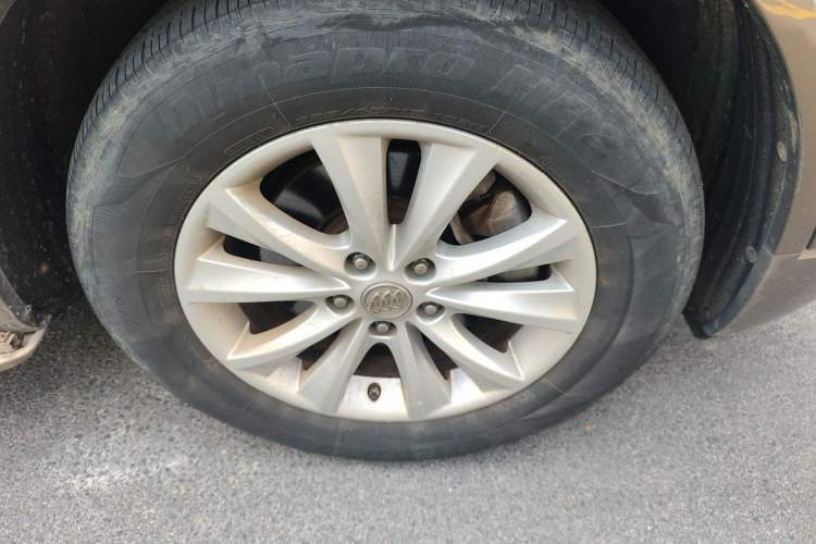 Used Buick Envision 2014 28T Four-Wheel Drive All-Terrain Flagship Edition Right Front Wheel Hub
