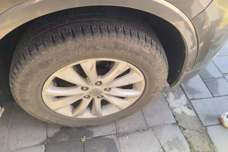 Used Buick Envision 2014 28T Four-Wheel Drive All-Terrain Flagship Edition Right Front Wheel Hub