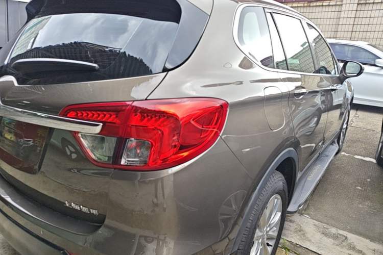 Used Buick Envision 2014 28T Four-Wheel Drive Luxury Model Right Rear Taillight