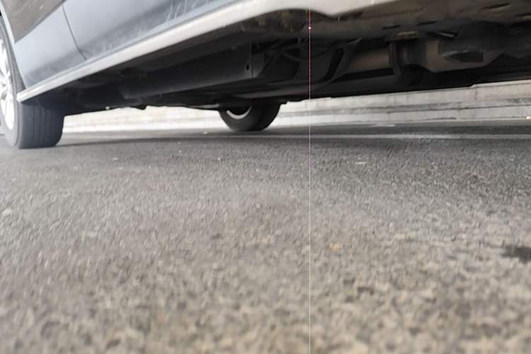 Used Buick Envision 2014 28T Four-Wheel Drive Elite Model Right Side Sill