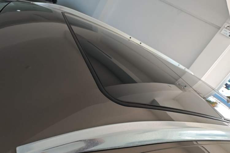 Used Buick Envision 2014 28T Four-Wheel Drive Luxury Model Roof
