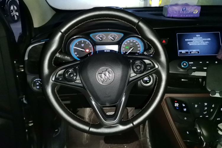 Used Buick Envision 2014 28T Four-Wheel Drive Luxury Model Steering Wheel