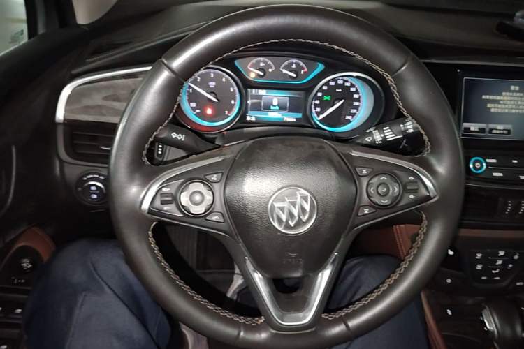 Used Buick Envision 2014 28T Four-Wheel Drive Elite Model Steering Wheel