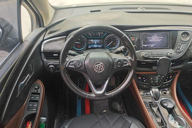 Used Buick Envision 2014 28T Four-Wheel Drive Luxury Model Steering Wheel