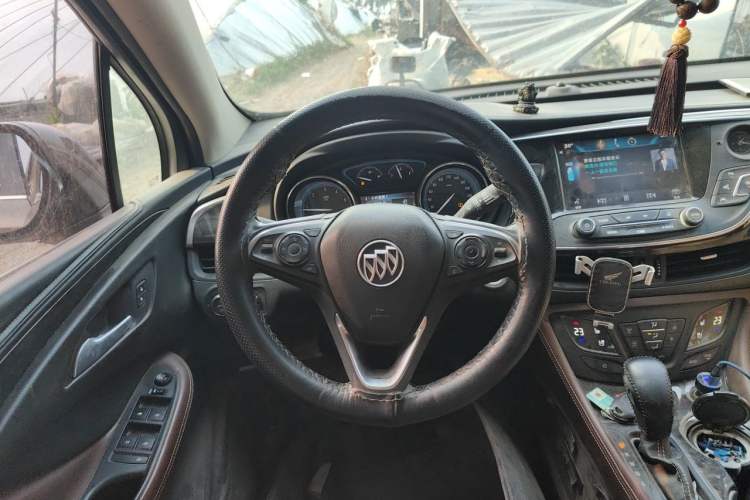 Used Buick Envision 2014 28T Four-Wheel Drive Luxury Model Steering Wheel