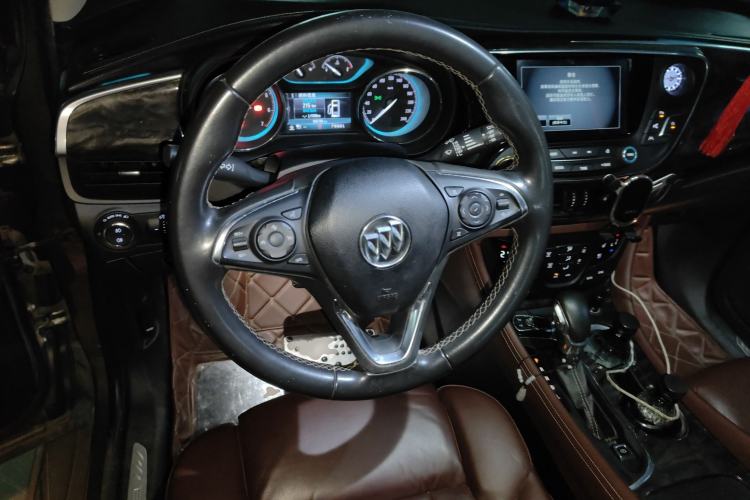 Used Buick Envision 2014 28T Four-Wheel Drive Luxury Model Steering Wheel