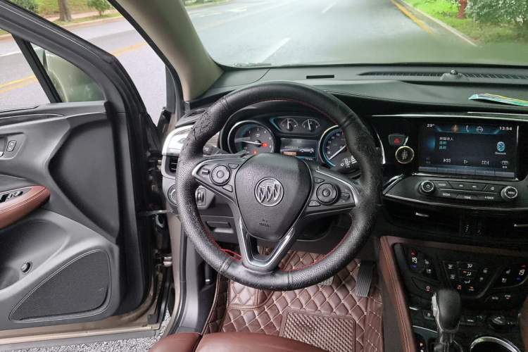 Used Buick Envision 2014 28T Four-Wheel Drive Luxury Model Steering Wheel