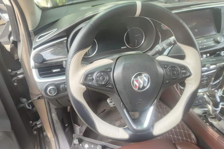 Used Buick Envision 2014 28T All-Wheel-Drive Versatile Sports Flagship Edition Steering Wheel
