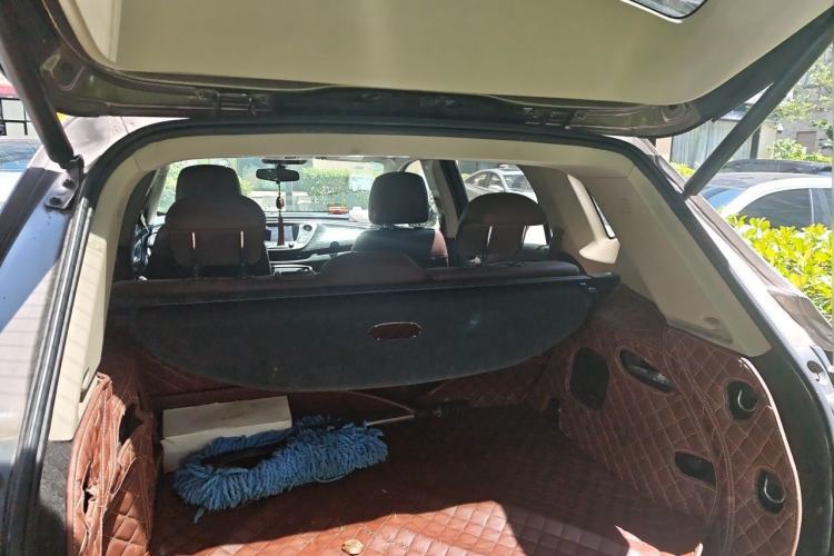 Used Buick Envision 2014 28T Four-Wheel Drive Elite Model Trunk