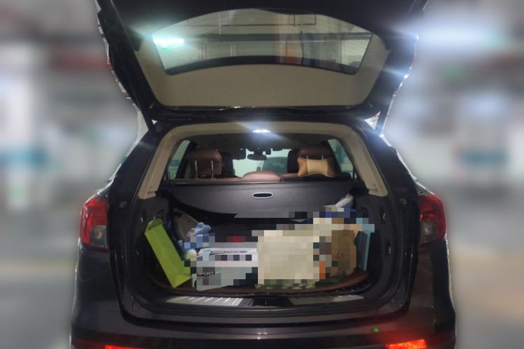 Used Buick Envision 2014 28T Four-Wheel Drive Luxury Model Trunk