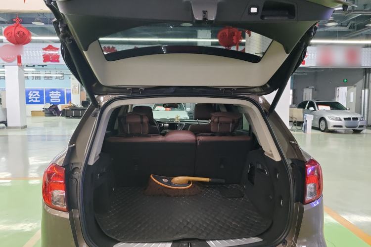 Used Buick Envision 2014 28T All-Wheel-Drive Versatile Sports Flagship Edition Trunk