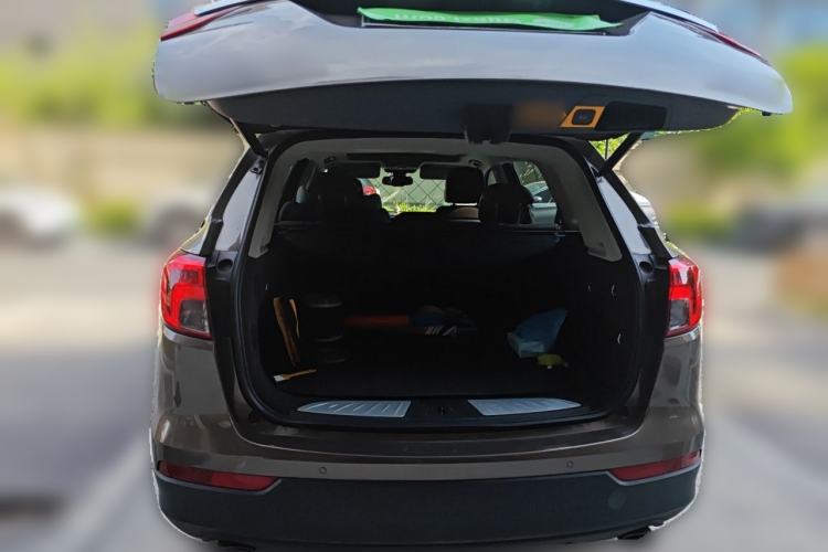 Used Buick Envision 2014 28T Four-Wheel Drive Luxury Model Trunk