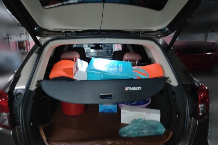 Used Buick Envision 2014 28T All-Wheel-Drive Versatile Sports Flagship Edition Trunk
