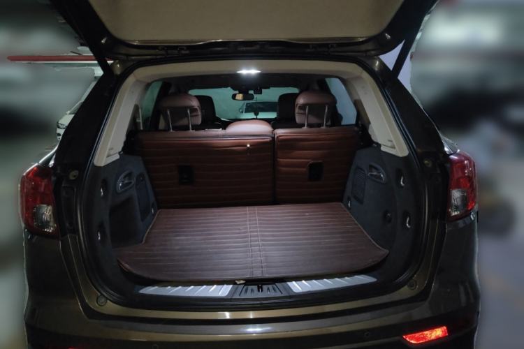 Used Buick Envision 2014 28T Four-Wheel Drive Luxury Model Trunk