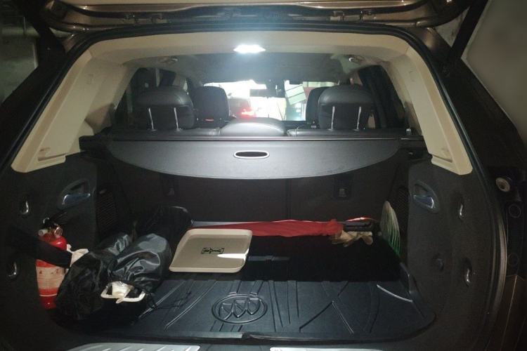 Used Buick Envision 2014 28T Four-Wheel Drive Elite Model Trunk
