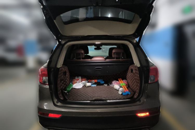 Used Buick Envision 2014 28T Four-Wheel Drive Luxury Model Trunk